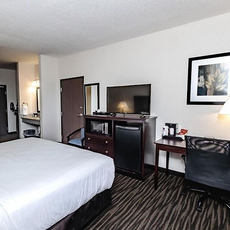 Cobblestone Inn & Suites Maryville Buitenkant foto