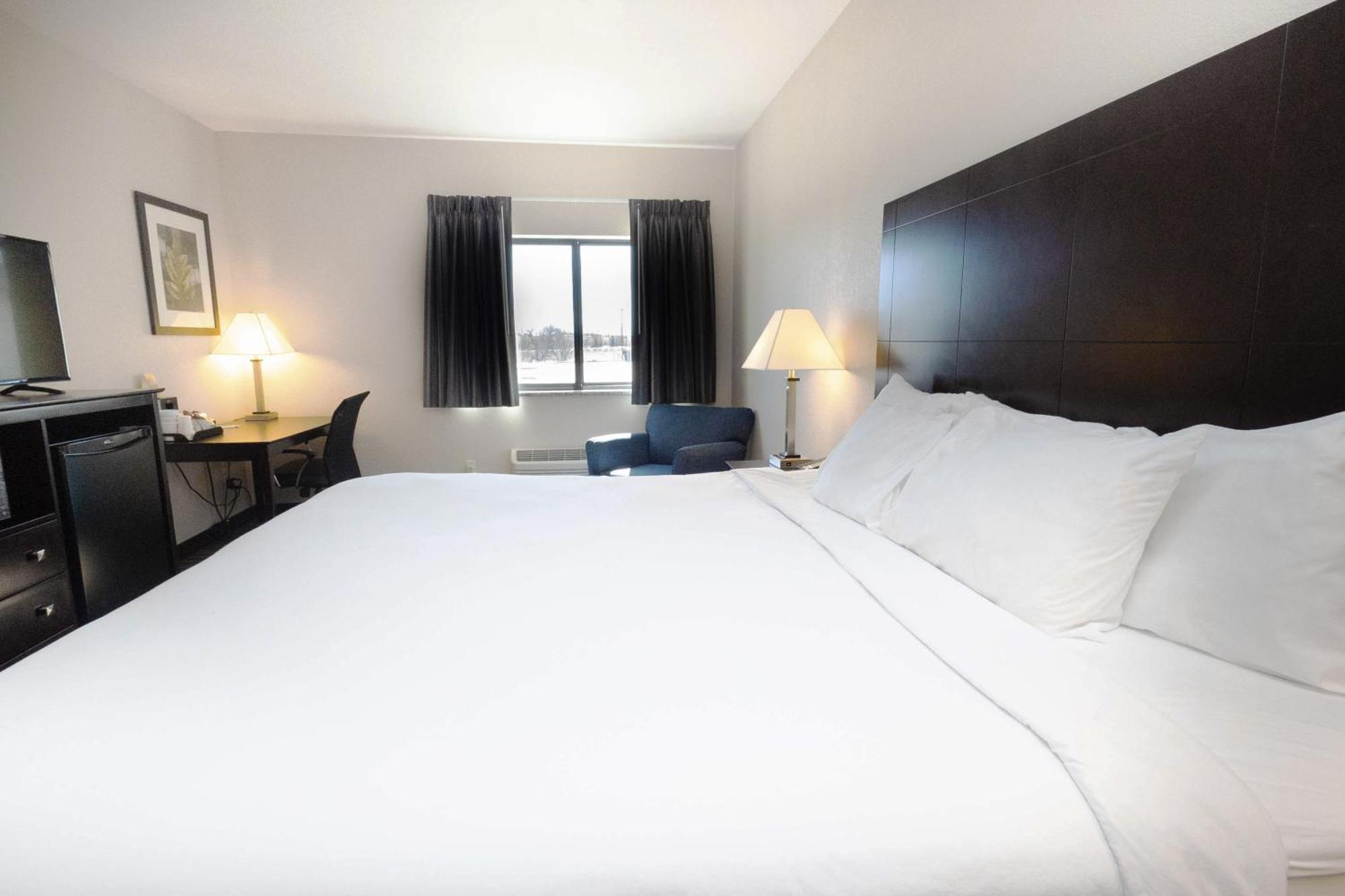 Cobblestone Inn & Suites Maryville Buitenkant foto