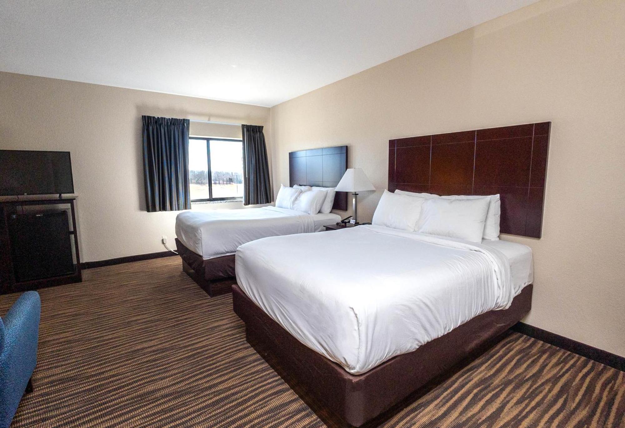 Cobblestone Inn & Suites Maryville Buitenkant foto