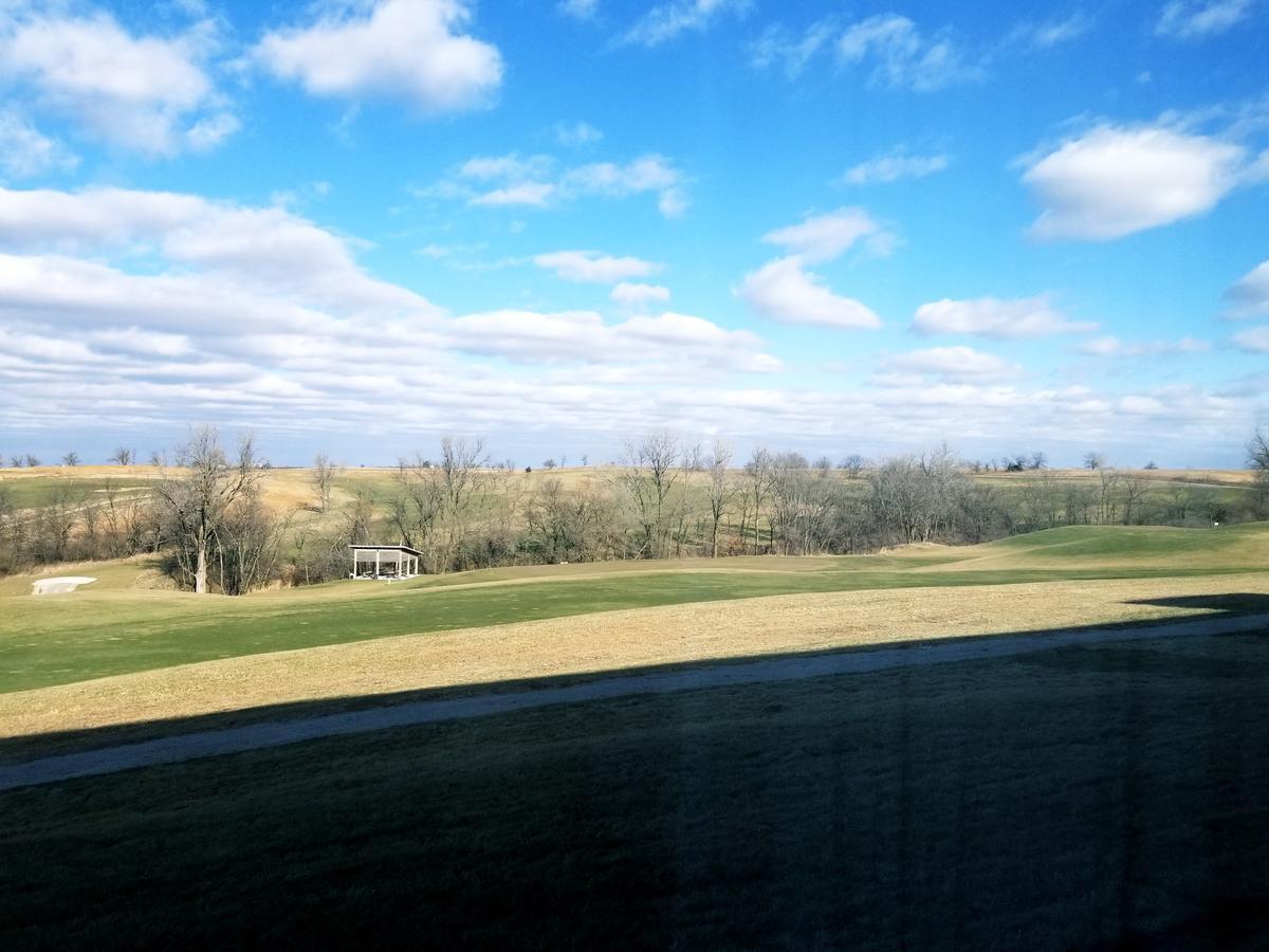 Cobblestone Inn & Suites Maryville Buitenkant foto